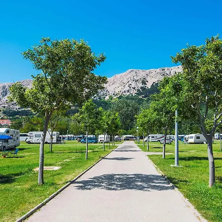 ホリデーパーク Mobile Homes Near In Baska-insel Krk 50071 *